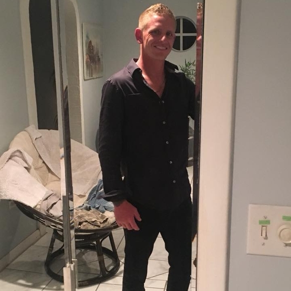 Meet your Posher, Mario - Picture 1 of 1